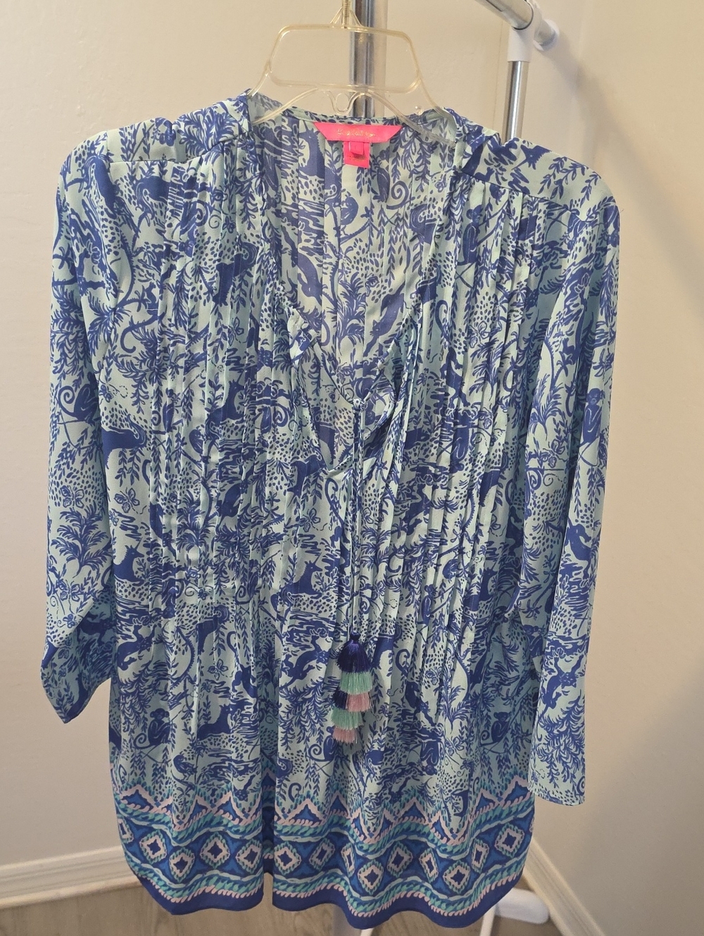 Lilly Pulitzer Blue and Navy Printed V-Neck Tunic